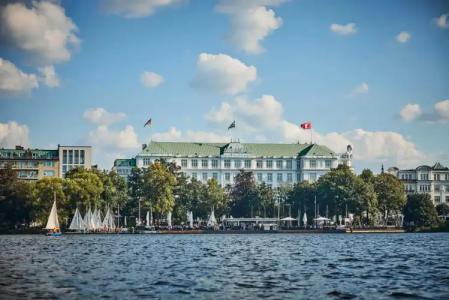 Atlantic Hamburg, Autograph Collection
