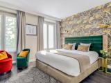 Deluxe room with city view