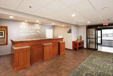 Hampton Inn & Suites by Hilton Barrie - 1