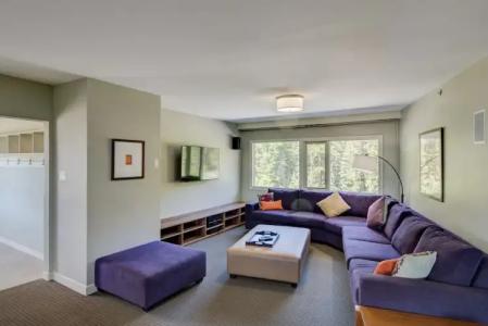 The Juniper & Bistro - 80