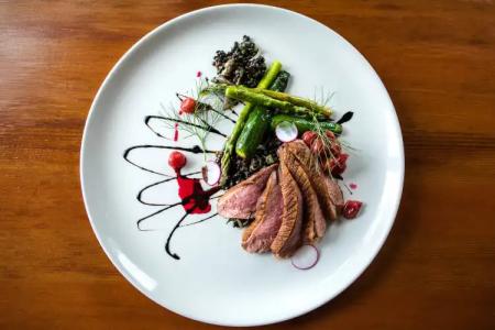 The Juniper & Bistro - 12