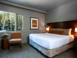 Standard room with mountain view