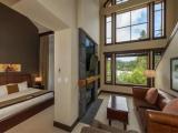 2 Bedrooms Suite with lake view
