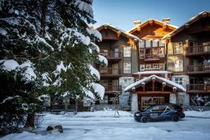 Lost Lake Lodge by Whistler Premier, Whistler
