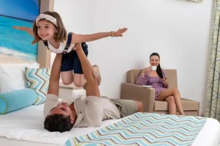 Iz Flower Side Beach - 122