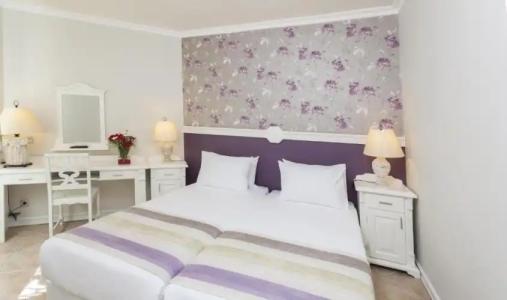 Iz Flower Side Beach - 106