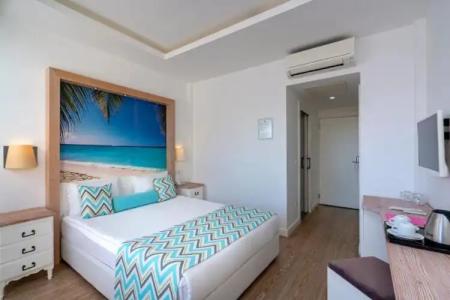 Iz Flower Side Beach - 121