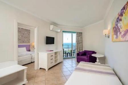 Iz Flower Side Beach - 101