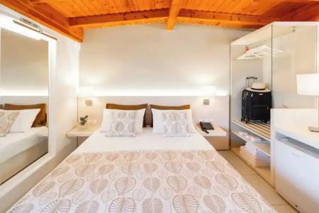 Athos Guest House Pansion - 3