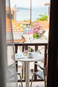 Athos Guest House Pansion - 48