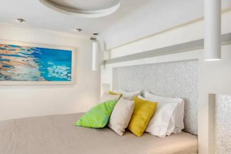 Kouros Art (Adults Only) - 165