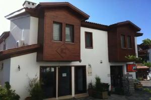 Ala Hotel, Akyaka