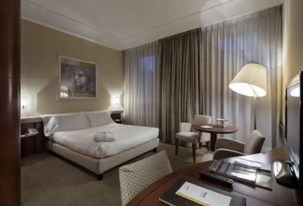 UNAHOTELS Cusani Milano - 5