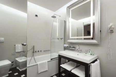 UNAHOTELS Cusani Milano - 23