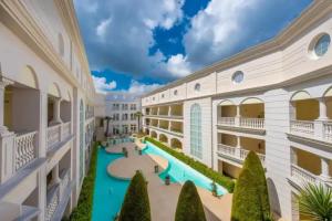 Elinotel Apolamare Hotel