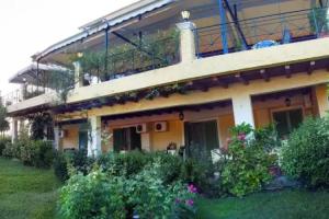 Alonakia Hotel, Agios Gordios