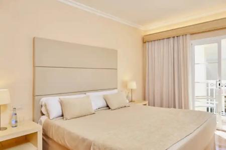 Zafiro Can Picafort - 75