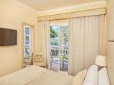 1 Bedroom Suite with pool view