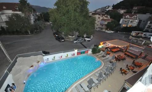 Sincerity Apart - 10