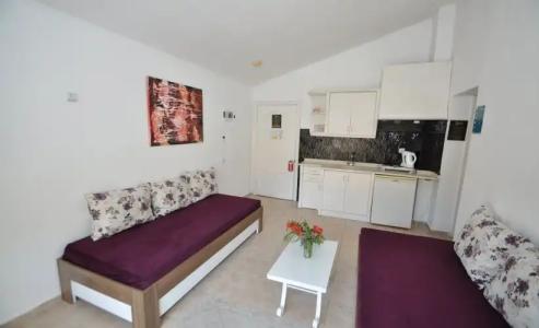 Sincerity Apart - 16