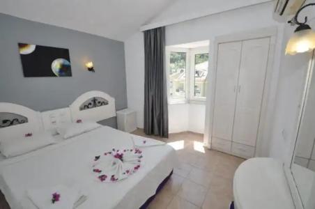 Sincerity Apart - 41