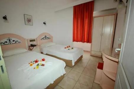 Sincerity Apart - 30