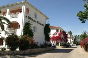 Bitzaro Palace Hotel, Kalamakion