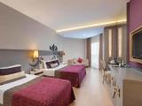 Standard Double room with land view