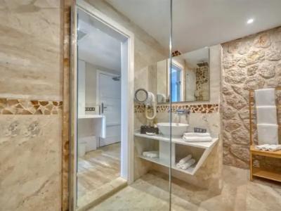 Peninsula Gardens - Adults Only - 136