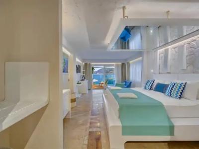 Peninsula Gardens - Adults Only - 116