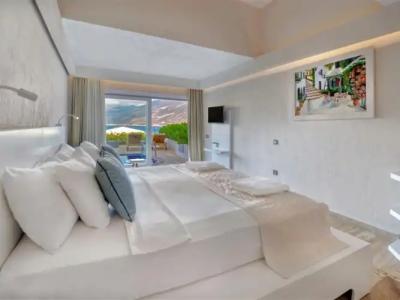 Peninsula Gardens - Adults Only - 108