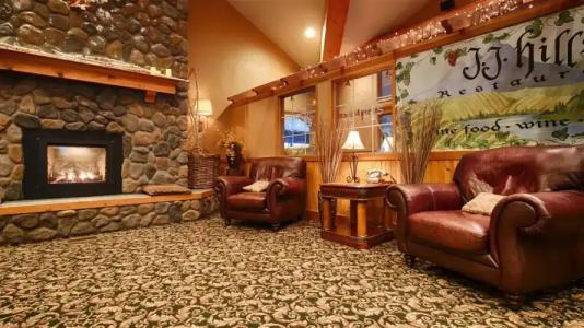 Icicle Village Resort - 19