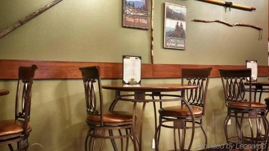 Icicle Village Resort - 13