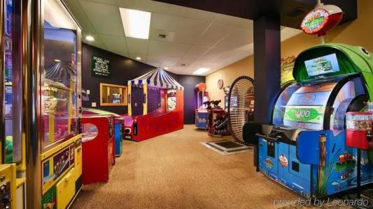 Icicle Village Resort - 9