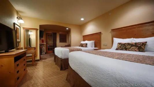 Icicle Village Resort - 2