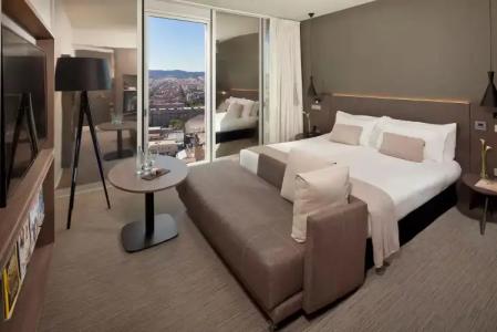 Melia Barcelona Sky 4* Sup - 83