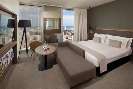 Melia Barcelona Sky 4* Sup - 85