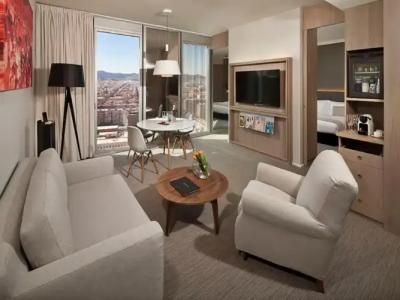 Melia Barcelona Sky 4* Sup - 93