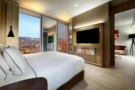 Melia Barcelona Sky 4* Sup - 90