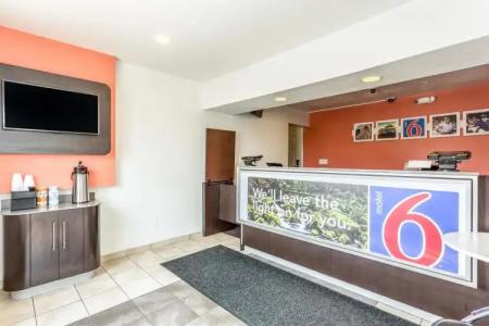 Motel 6 Boise - Airport - 1