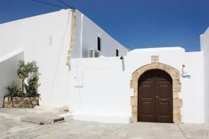 Al 583 di Lindos, Lindos