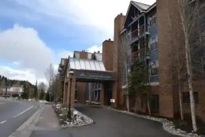Longbranch by Ski Village Resorts, Breckenridge