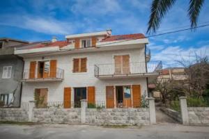 Apartments Stone House, Tivat