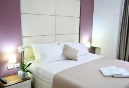 Golden City & Spa - 85