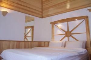 Arcadia Hotel, Cirali