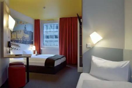 B&B Nürnberg-Hbf - 21