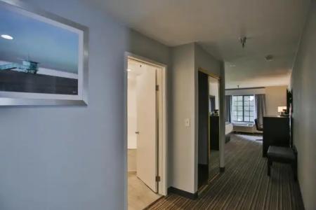 Best Western Surf City - 13