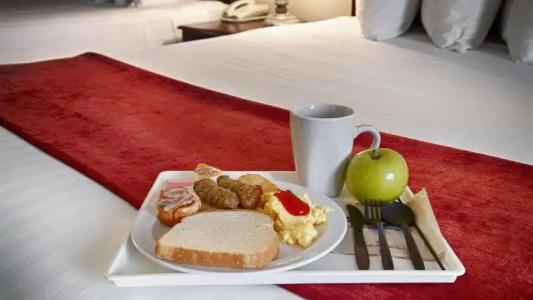 Best Western Surf City - 38