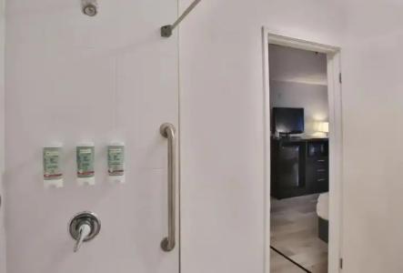 Best Western Surf City - 12