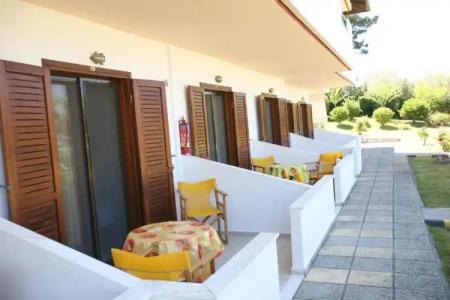 Elena Apartments & Studios - 11